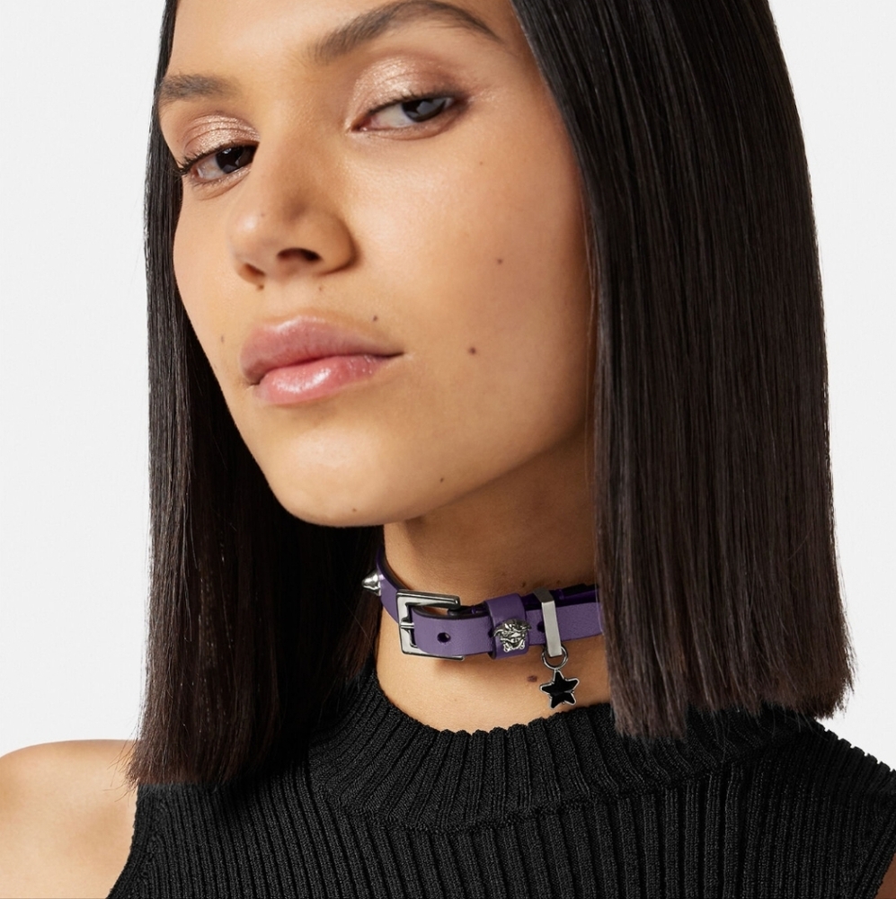 🆕️NWT Versace Purple Leather Gem Logo Medusa Stud Choker Runway Feature 2024